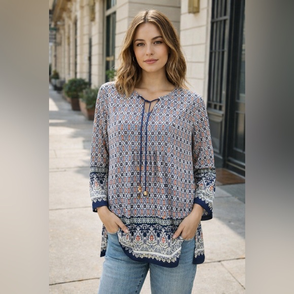 Jones New York Tops - JONES New York Chic Women's Blouse - Navy and Cream M